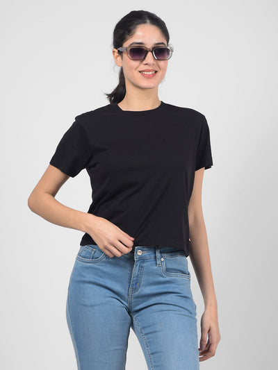 Women's Solid Black Regular Fit T-shirt