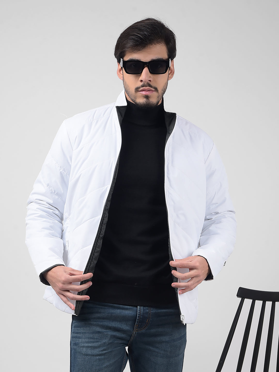 Buy Men's Solid White/Green Reversible Regular Fit Jacket Online